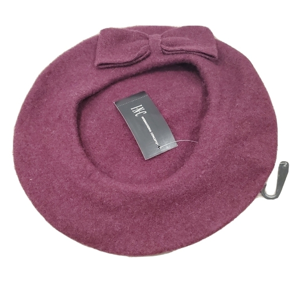 INC International Concepts Accessories - NWT INC International Concepts Burgundy Beret Hat